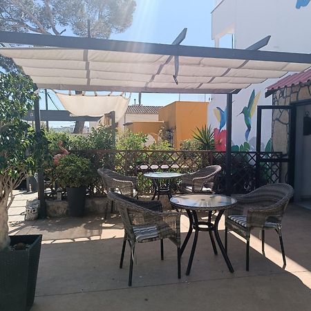 Hostal Belgica Palmanova Buitenkant foto