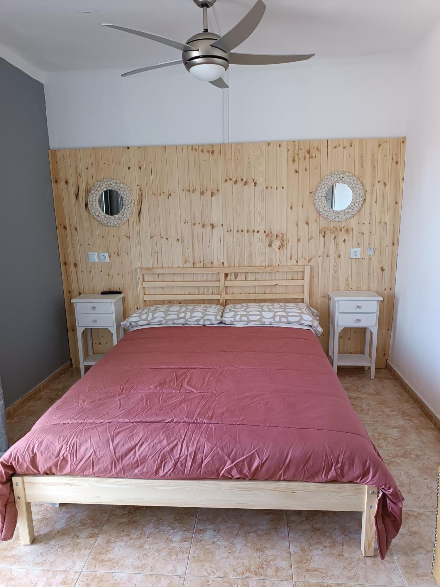 Hostal Belgica Palmanova Buitenkant foto