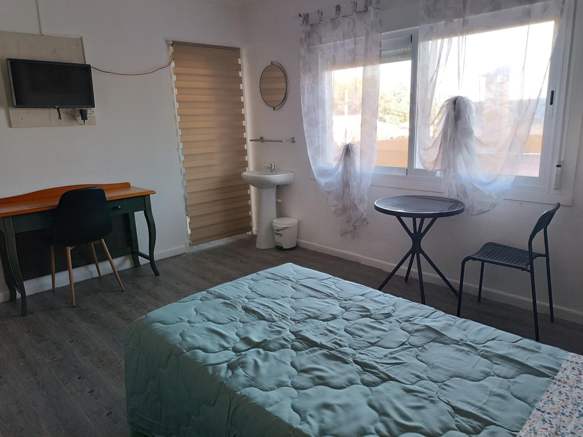 Hostal Belgica Palmanova Buitenkant foto