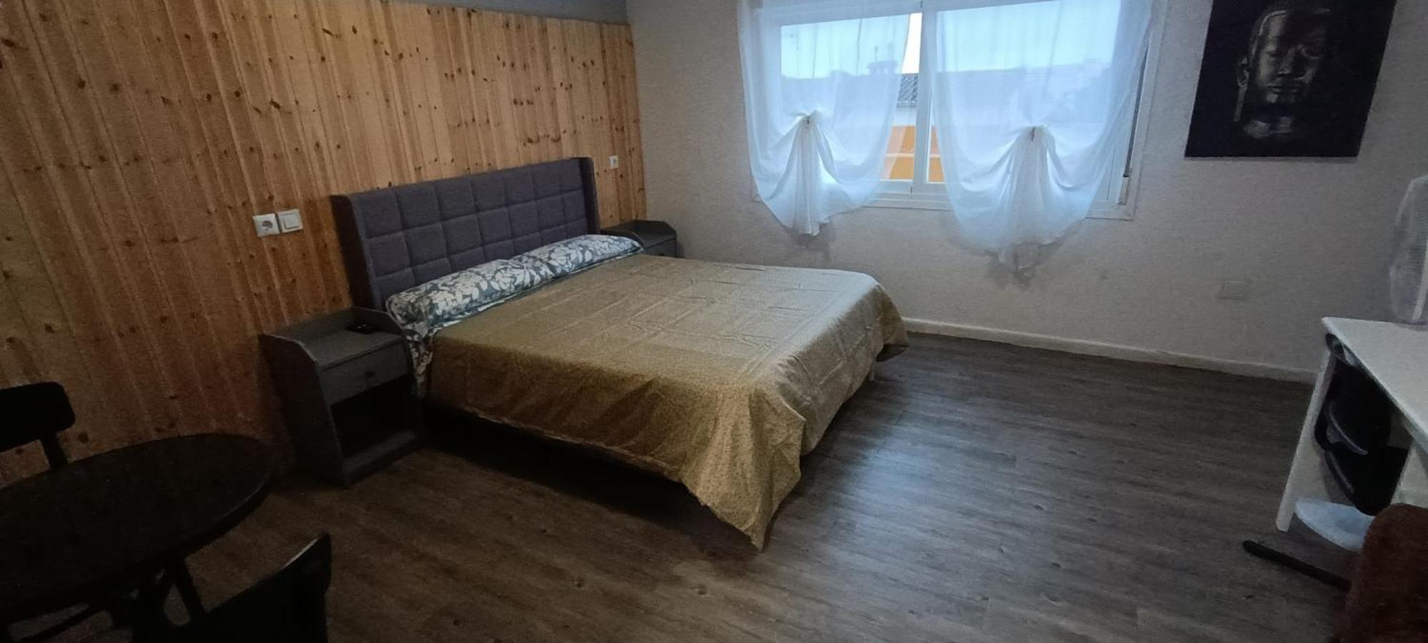 Hostal Belgica Palmanova Buitenkant foto