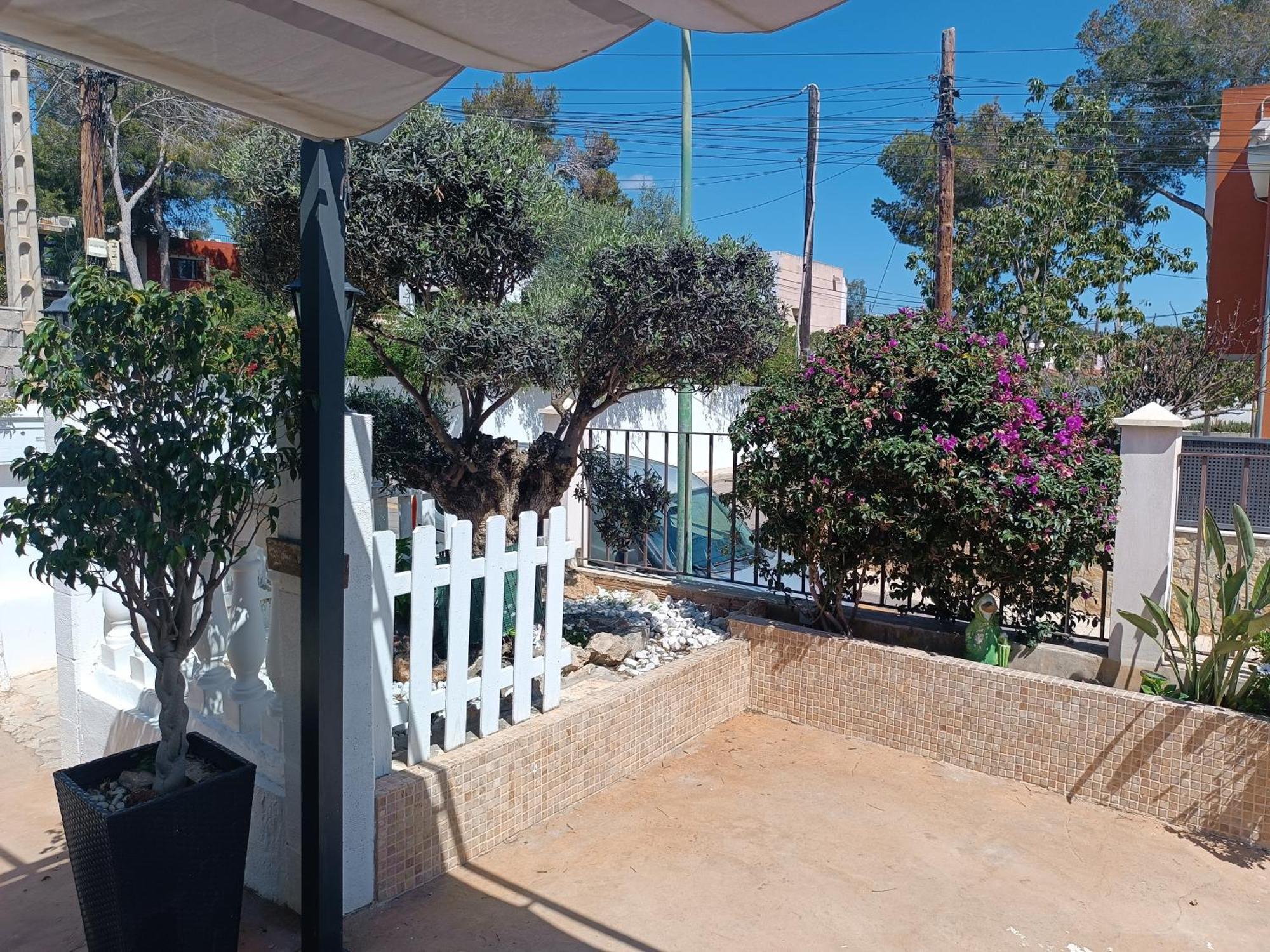 Hostal Belgica Palmanova Buitenkant foto